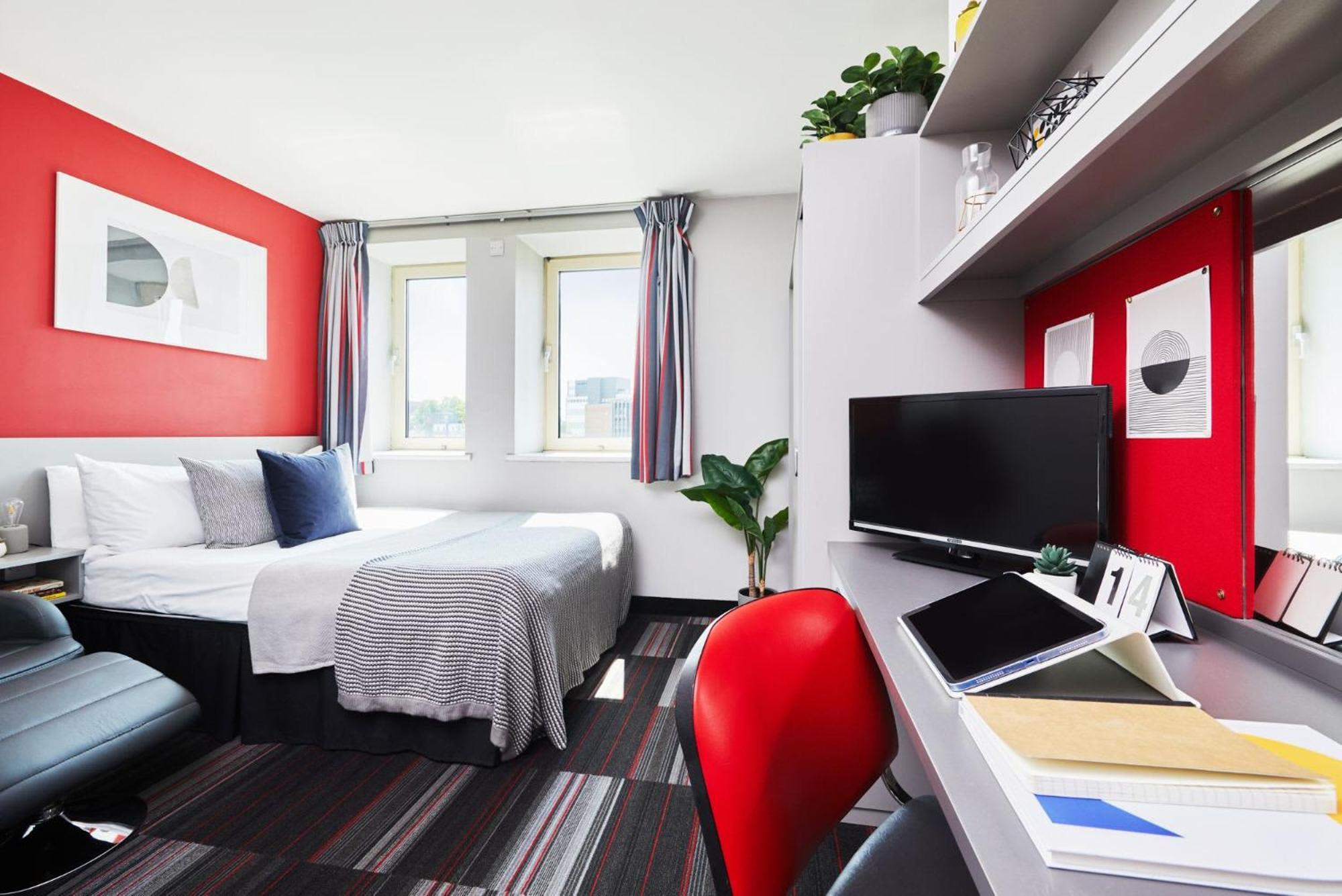 Modern And Comfy Studios At Corporation Village In コヴェントリー エクステリア 写真